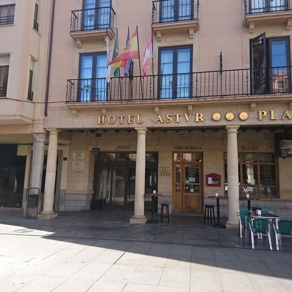 Exe Astur Plaza Hotel Astorga Exterior photo